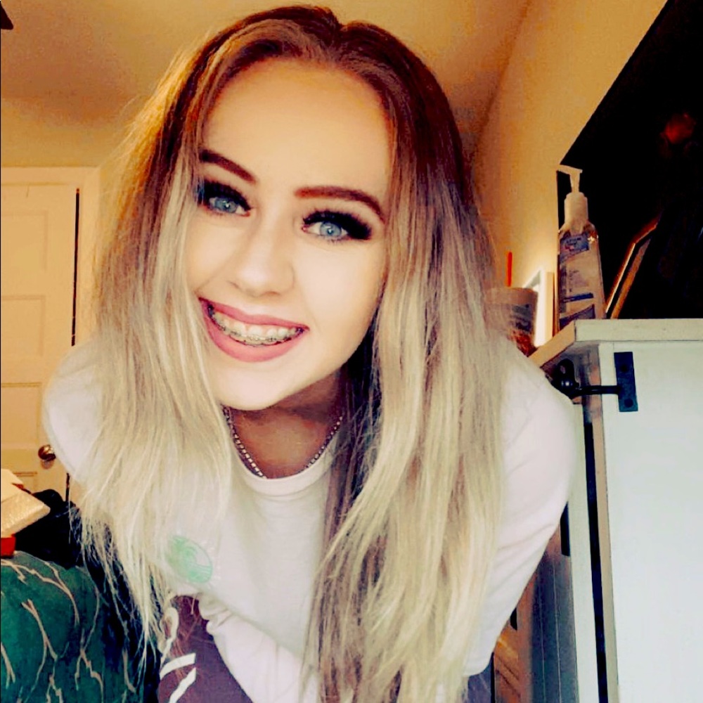 Meet your Posher, Rachel